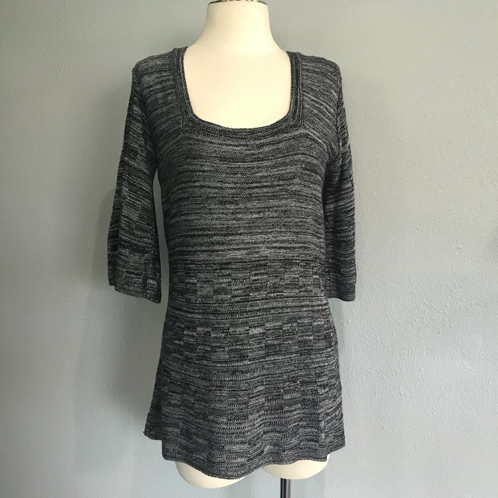 NWT 3/4 Bell Sleeve Tunic Sweater